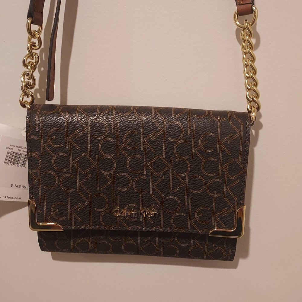 Calvin Klein Signature Crossbody